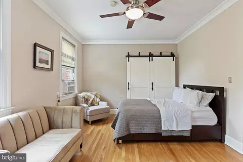 105 6th St SE #201, Washington, DC 20003 photo 8