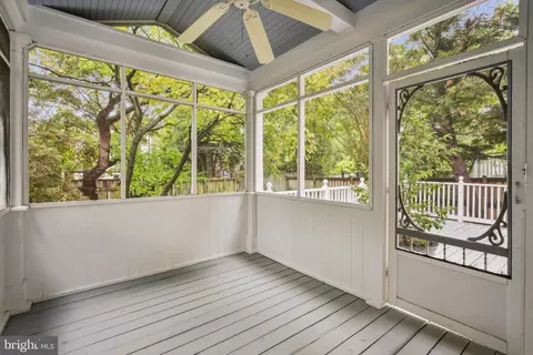 Exterior - 3630 Windom Pl NW, Washington, DC 20008 photo 4 of 6