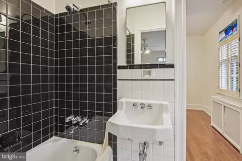 Bath - 3630 Windom Pl NW, Washington, DC 20008 photo 3 of 3