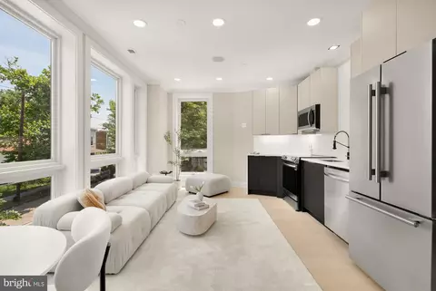 2305 Nicholson SE #304, Washington, DC 20020