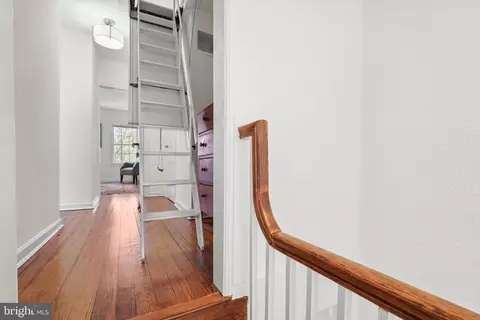 Entry Way - 210 5th St SE, Washington, DC 20003 photo 3 of 3