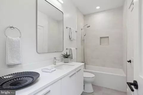 1744 Lanier Pl NW #2, Washington, DC 20009 photo 18