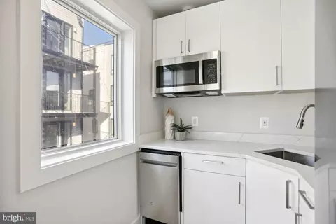 1744 Lanier Pl NW #2, Washington, DC 20009 photo 25