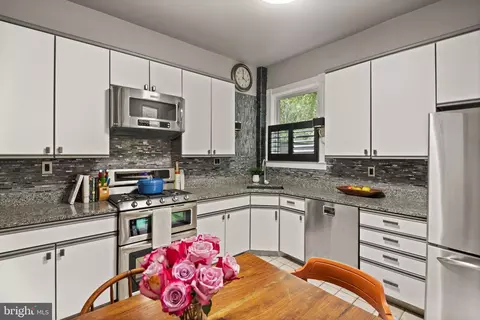 Kitchen - 504 D St NE, Washington, DC 20002 photo 1 of 3