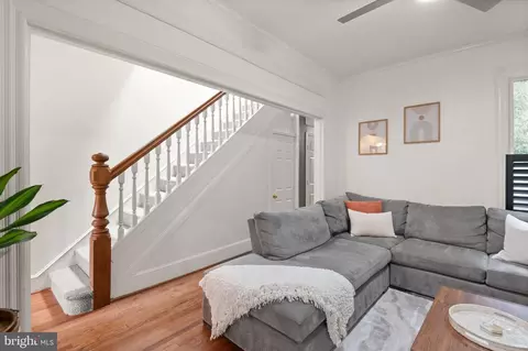 Entry Way - 504 D St NE, Washington, DC 20002 photo 3 of 5