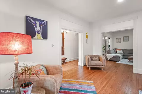 Entry Way - 504 D St NE, Washington, DC 20002 photo 2 of 5