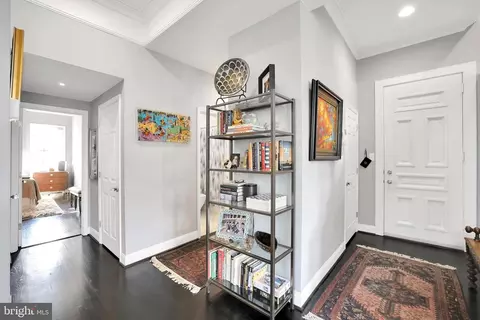 Entry Way - 1 Logan Cir NW #PH7, Washington, DC 20005 photo 4 of 10