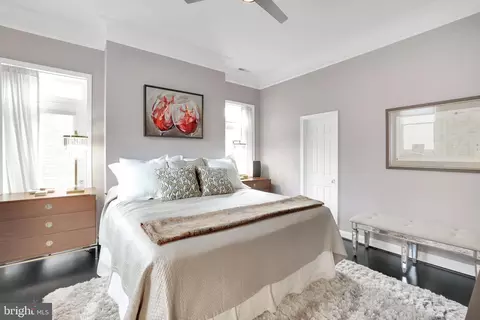 Bedroom - 1 Logan Cir NW #PH7, Washington, DC 20005 photo 7 of 8