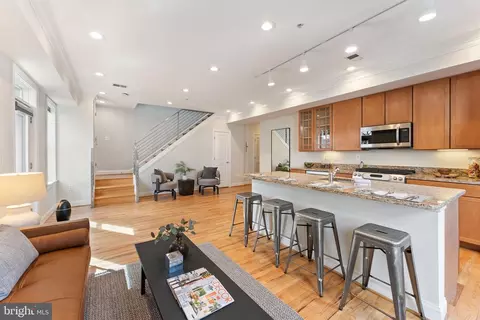 1643 6th St NW #5, Washington, DC 20001