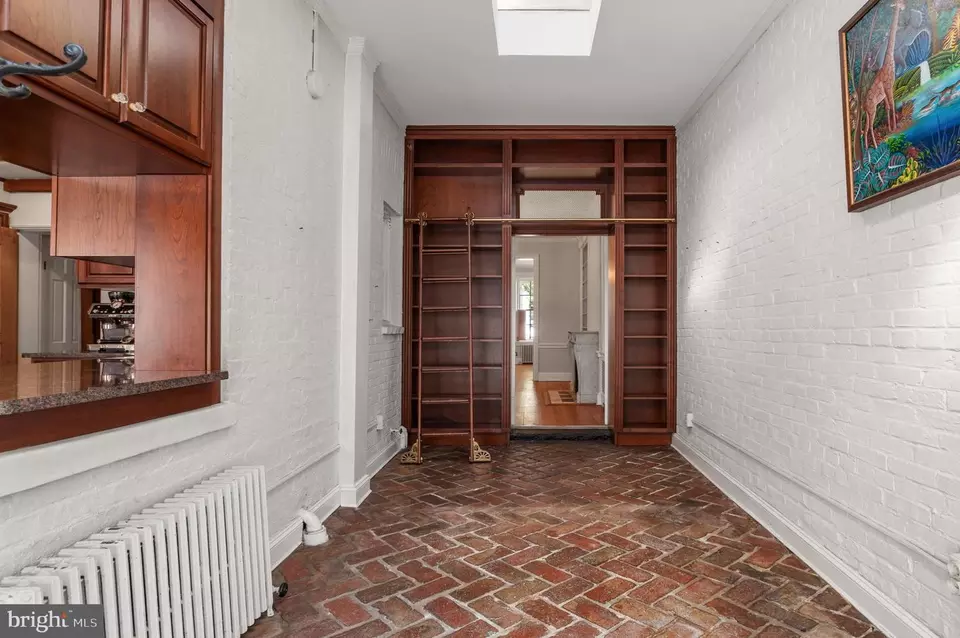 Entry Way - 13 4th St SE, Washington, DC 20003 photo 5 of 7