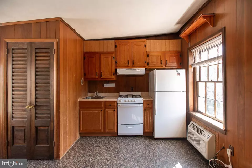 Kitchen - 13 4th St SE, Washington, DC 20003 photo 4 of 4