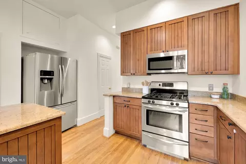 Kitchen - 304 9th St NE, Washington, DC 20002 photo 5 of 7