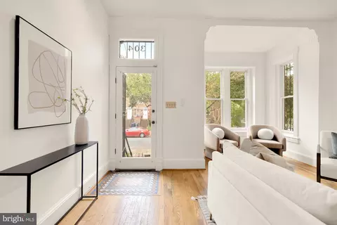Entry Way - 304 9th St NE, Washington, DC 20002 photo 2 of 7