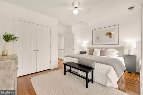 Bedroom - 304 9th St NE, Washington, DC 20002 photo 3 of 6
