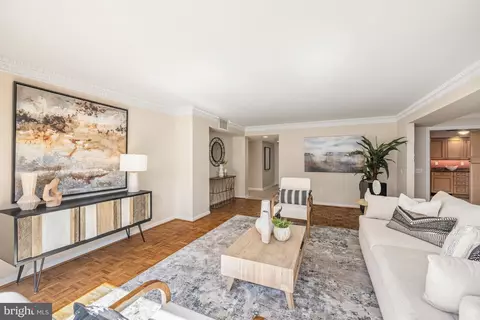 1015 33rd St NW #507, Washington, DC 20007