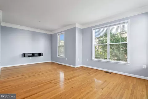 107 57th St SE, Washington, DC 20019 photo 8