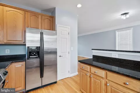 107 57th St SE, Washington, DC 20019 photo 3