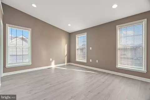 107 57th St SE, Washington, DC 20019 photo 17