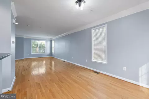 107 57th St SE, Washington, DC 20019 photo 10