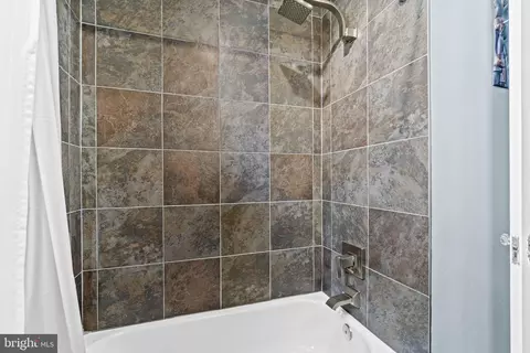 2233 S Street St NE, Washington, DC 20002 photo 21