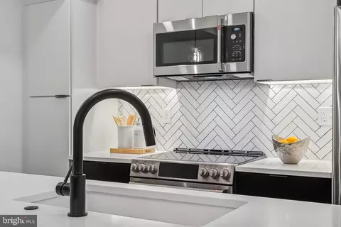 Kitchen - 2015 13th St NW #1, Washington, DC 20009 photo 1 of 3