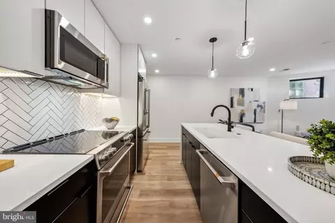 Kitchen - 2015 13th St NW #1, Washington, DC 20009 photo 3 of 3