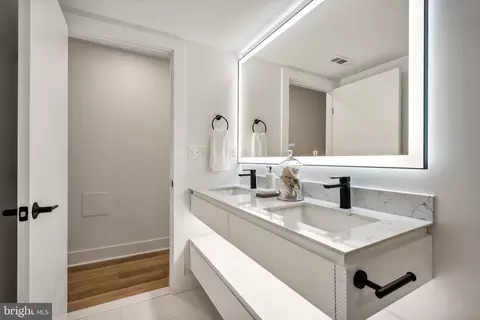 Bath - 2015 13th St NW #1, Washington, DC 20009 photo 3 of 3