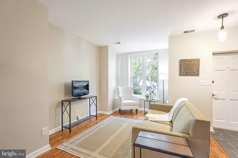 526 14th St NE, Washington, DC 20002 photo 6