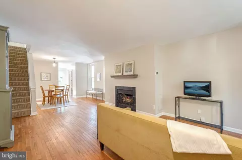 526 14th St NE, Washington, DC 20002 photo 4