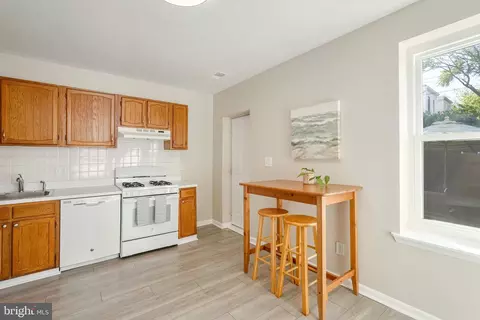 526 14th St NE, Washington, DC 20002 photo 12
