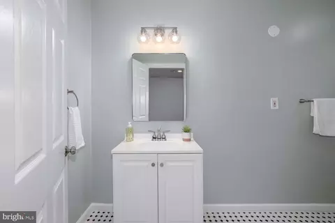 423 18th St NE #3, Washington, DC 20002 photo 20