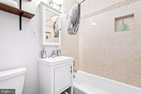 Bath - 550 7th St SE, Washington, DC 20003 photo 2 of 3