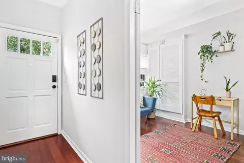 Entry Way - 550 7th St SE, Washington, DC 20003 photo 1 of 5