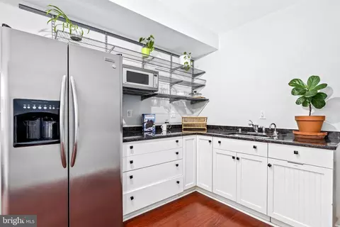 Kitchen - 550 7th St SE, Washington, DC 20003 photo 1 of 3