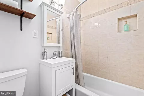 Bath - 550 7th St SE, Washington, DC 20003 photo 3 of 3