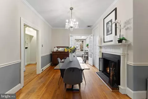 Dining - 108 4th St NE, Washington, DC 20002 photo 2 of 5