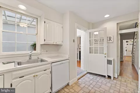 Other - 108 4th St NE, Washington, DC 20002 photo 7 of 11