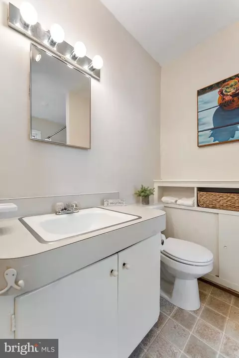 Bath - 108 4th St NE, Washington, DC 20002 photo 3 of 4