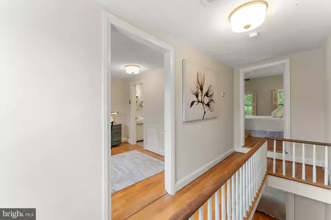 Entry Way - 108 4th St NE, Washington, DC 20002 photo 9 of 11