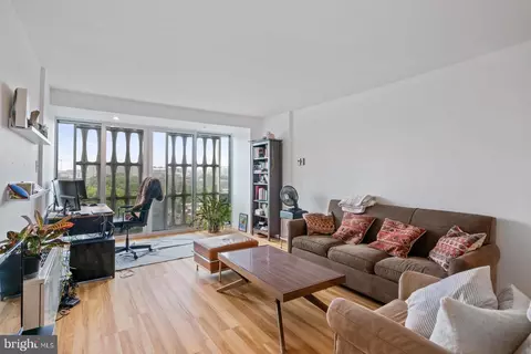 1311 Delaware Ave SW #S841, Washington, DC 20024