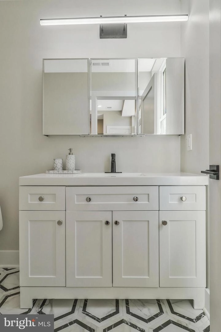 1004 18th St NE #4, Washington, DC 20002 photo 15