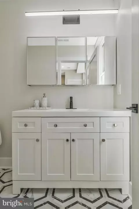 1004 18th St NE #4, Washington, DC 20002 photo 15