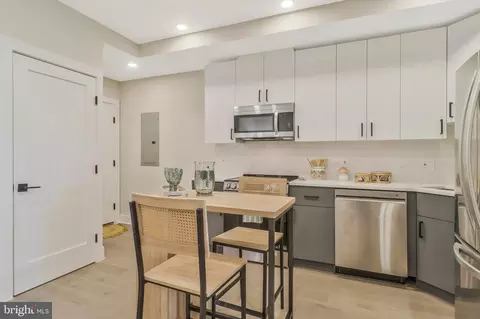 1004 18th St NE #4, Washington, DC 20002 photo 10