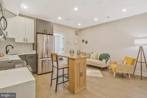 1004 18th St NE #4, Washington, DC 20002 photo 3