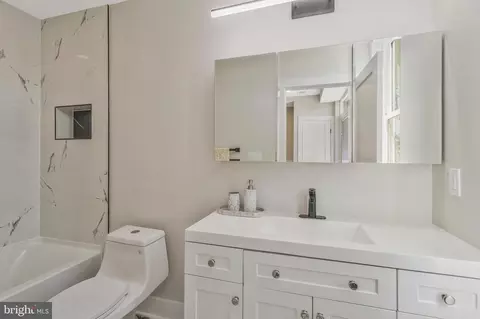 1004 18th St NE #4, Washington, DC 20002 photo 14