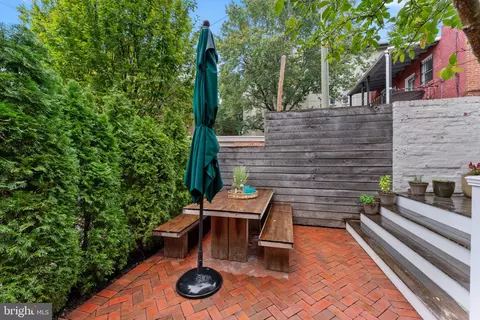 626 4th St NE, Washington, DC 20002 photo 33