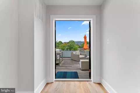 626 4th St NE, Washington, DC 20002 photo 29