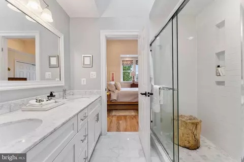 626 4th St NE, Washington, DC 20002 photo 27