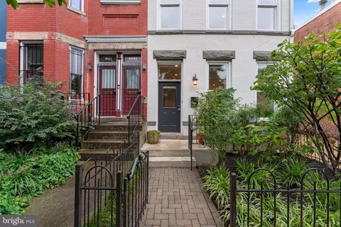 626 4th St NE, Washington, DC 20002 photo 2