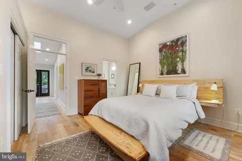 626 4th St NE, Washington, DC 20002 photo 25